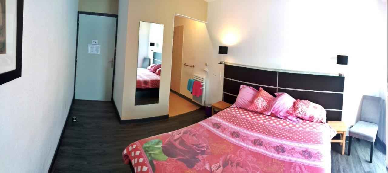 Bonabri Vacances - Chambres D'Hotes Chazelles  Экстерьер фото