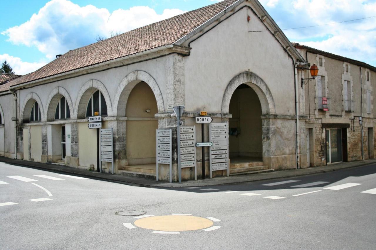 Bonabri Vacances - Chambres D'Hotes Chazelles  Экстерьер фото