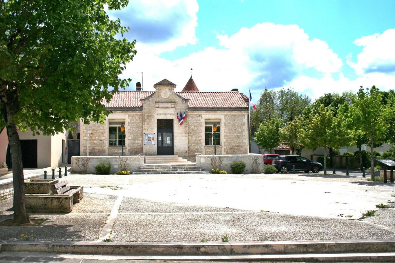 Bonabri Vacances - Chambres D'Hotes Chazelles  Экстерьер фото