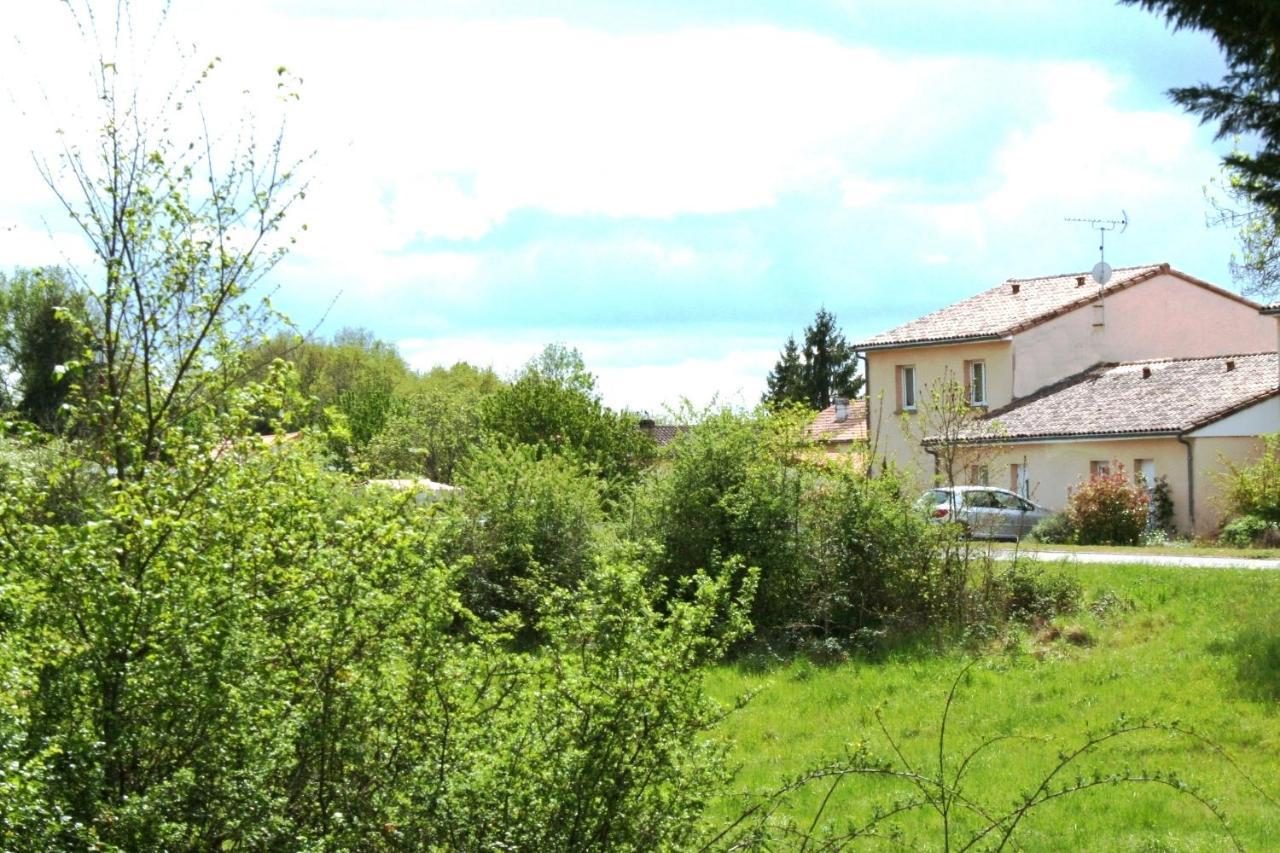 Bonabri Vacances - Chambres D'Hotes Chazelles  Экстерьер фото