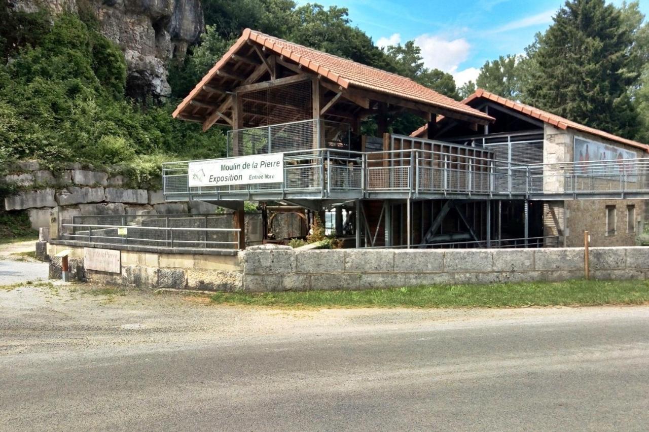 Bonabri Vacances - Chambres D'Hotes Chazelles  Экстерьер фото