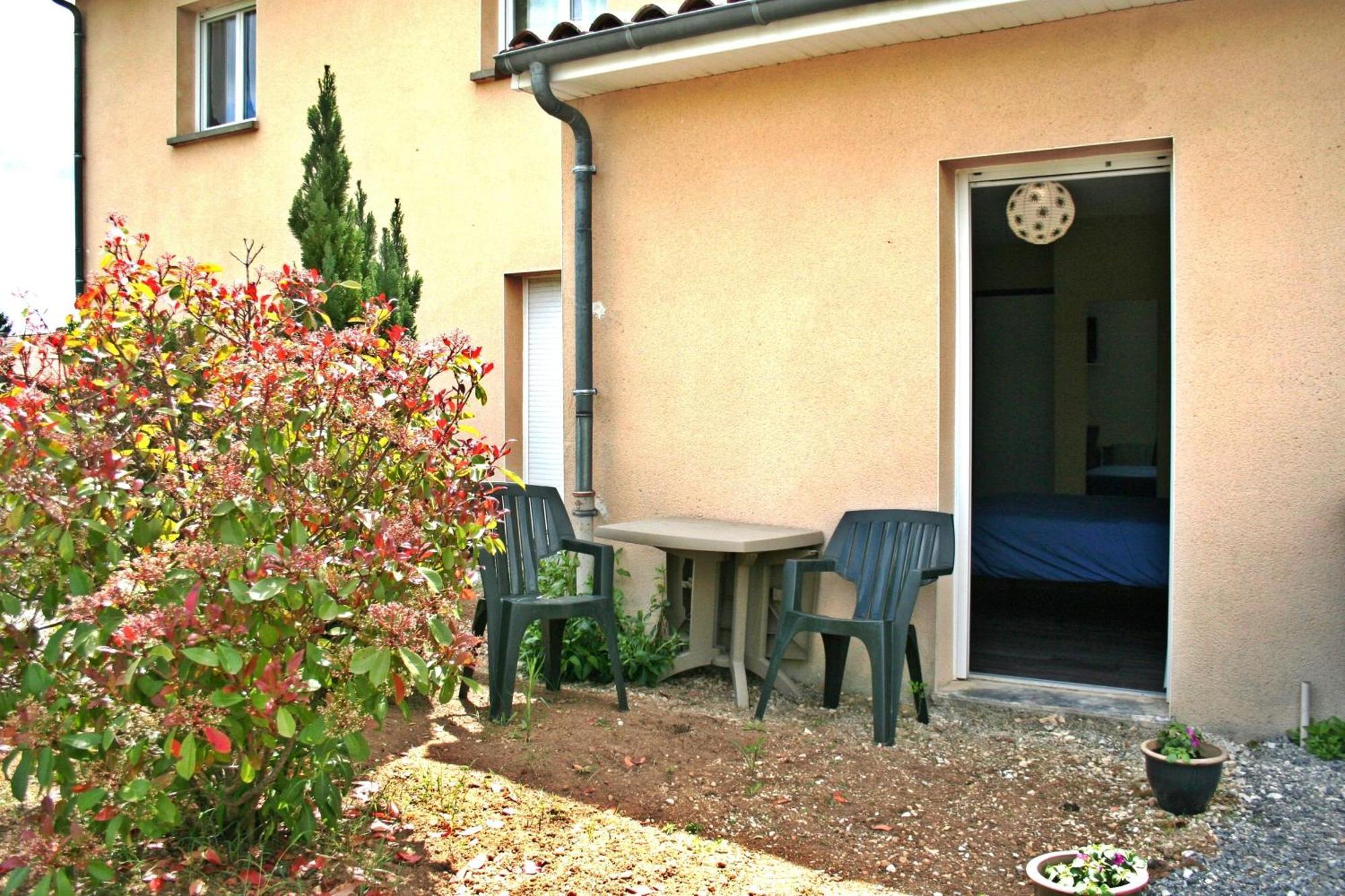 Bonabri Vacances - Chambres D'Hotes Chazelles  Экстерьер фото